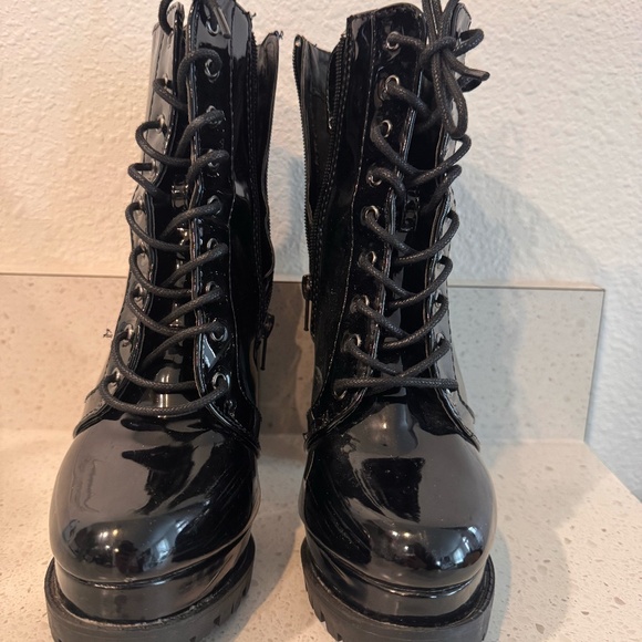 Miss Lola Shoes - Black Leather Boots with Heels